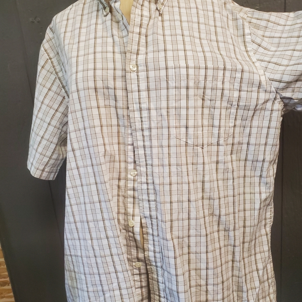 Large button down Men's shirt